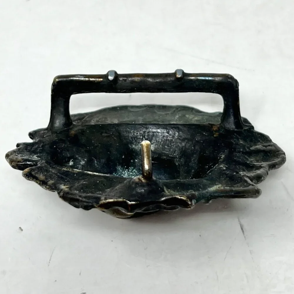 Unbranded peg style